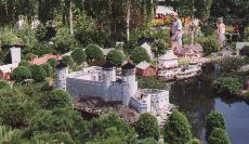 Olavinlinna legoista - 10969 Bytes