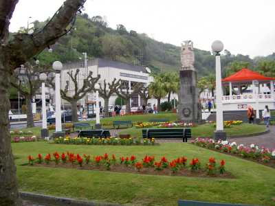 PICT6376a.jpg - 18445 Bytes