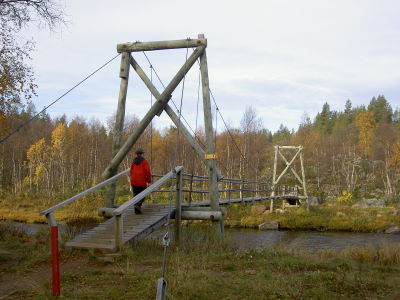 Sotajoen riippusilta
